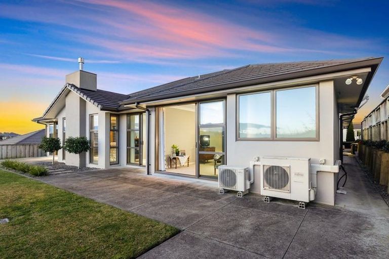 Photo of property in 24 Rexford Heights, Pyes Pa, Tauranga, 3112