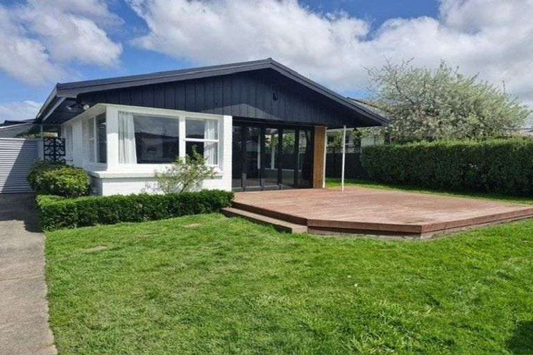 Photo of property in 10 Clements Crescent, Queenwood, Hamilton, 3210