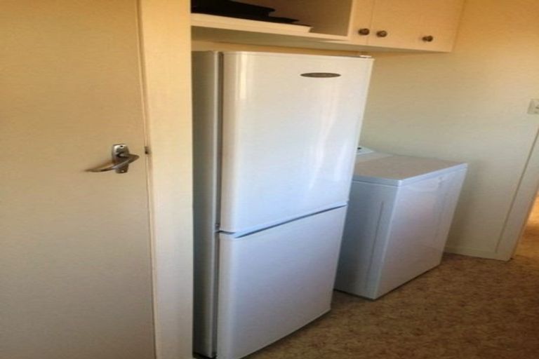 Photo of property in 1 Cotton Street, St Andrews, Hamilton, 3200