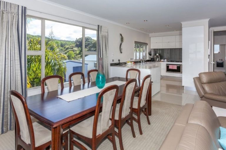 Photo of property in 221 Onemana Drive, Onemana, Whangamata, 3691