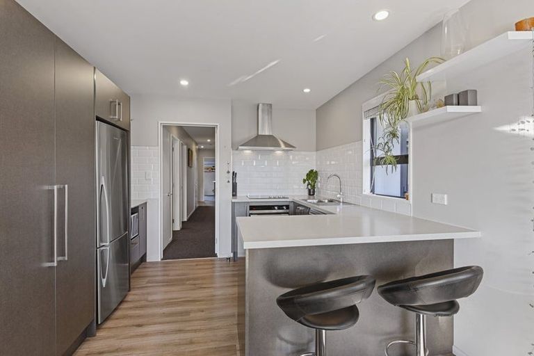 Photo of property in 10 Helmore Street, Rangiora, 7400