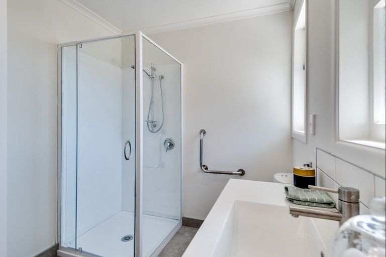 Photo of property in 21 Elliott Crescent, Havelock North, 4130