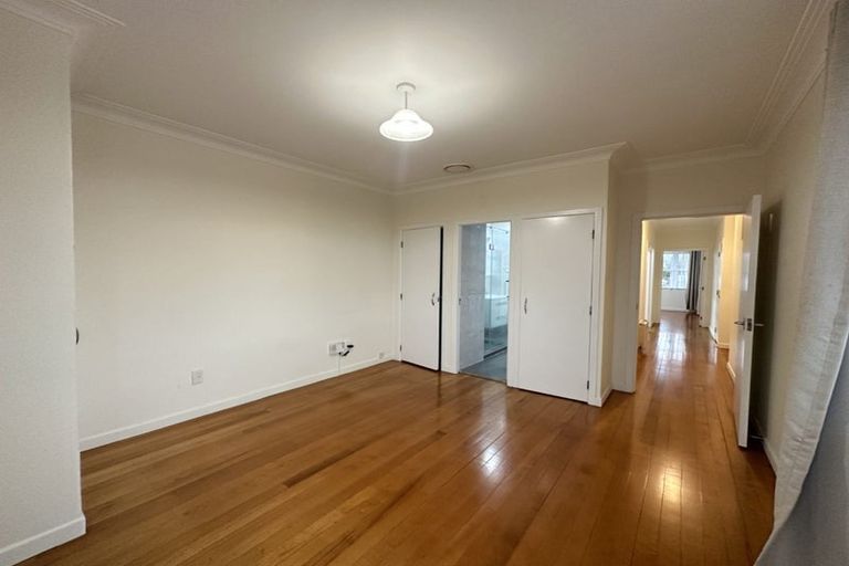 Photo of property in 17 Bleakhouse Road, Howick, Auckland, 2014