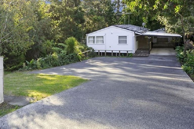 Photo of property in 32 Greenhithe Road, Greenhithe, Auckland, 0632