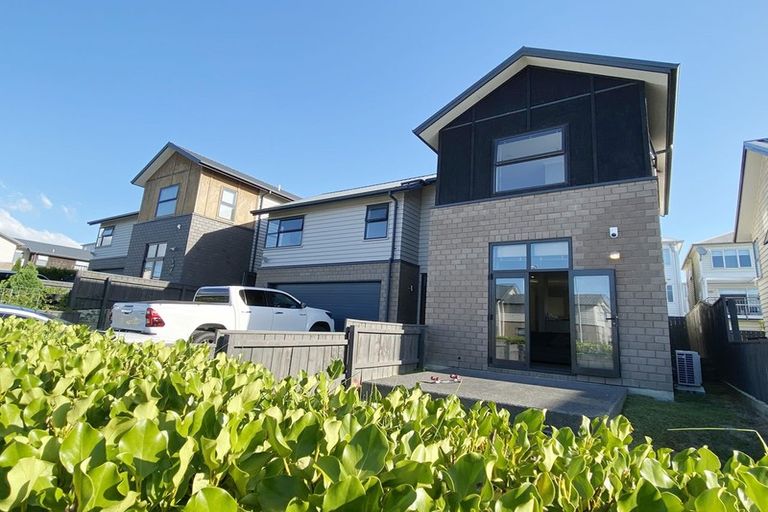 Photo of property in 4 Hirimate Place, Flat Bush, Auckland, 2019