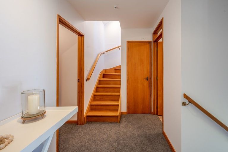 Photo of property in 19 Settlers Hill, Akaroa, 7520