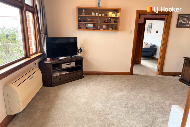 Photo of property in 16 Argyle Street, Mosgiel, 9024