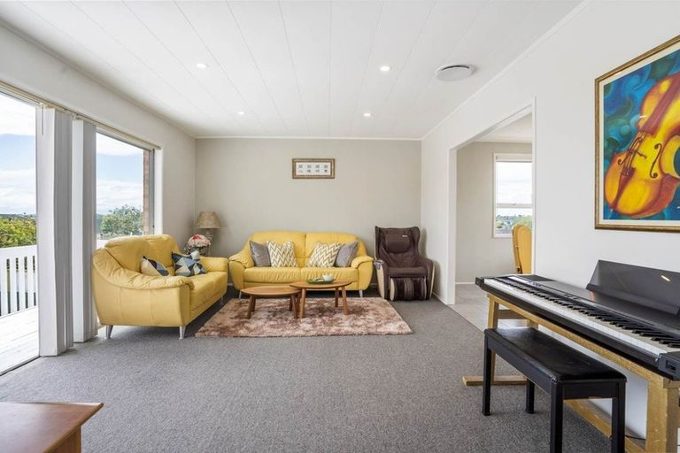 Photo of property in 15 Cherry Road, Bucklands Beach, Auckland, 2014