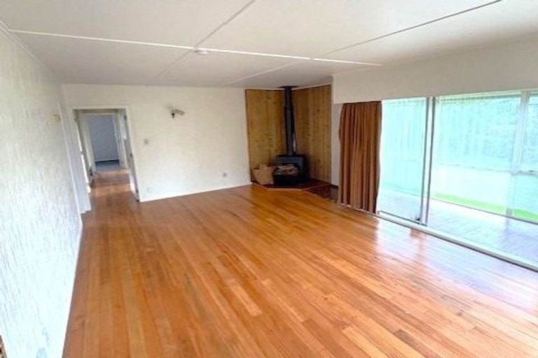 Photo of property in 412 Huia Place, Camberley, Hastings, 4120