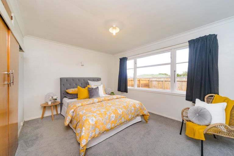 Photo of property in 28 Vernon Avenue, Takaro, Palmerston North, 4412