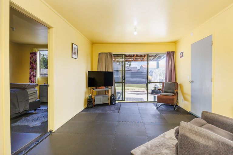 Photo of property in 16a Fairs Road, Milson, Palmerston North, 4414