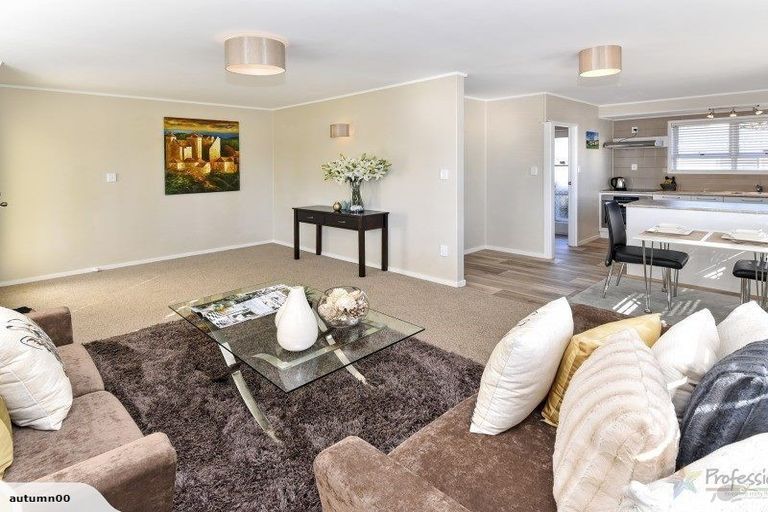 Photo of property in 1/37 Ashdown Place, Pahurehure, Papakura, 2113