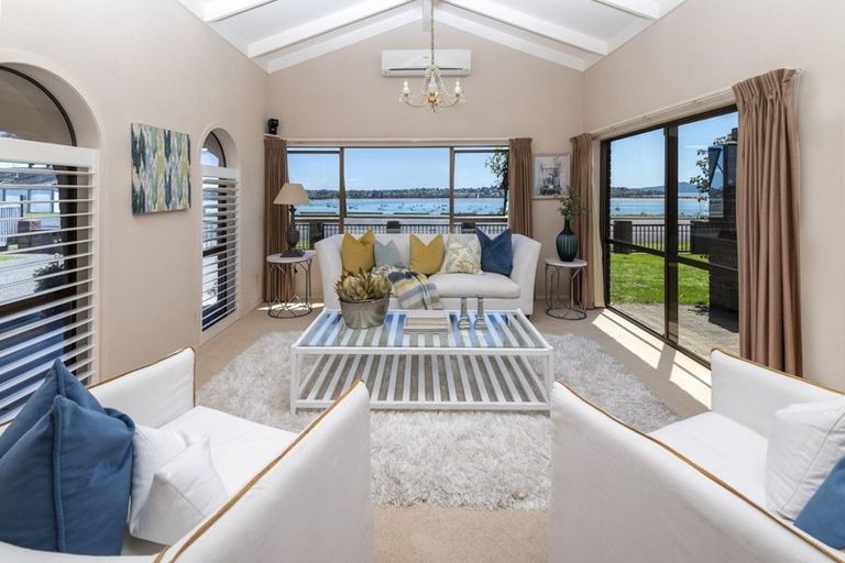 Photo of property in 5 Falstaff Place, Half Moon Bay, Auckland, 2012