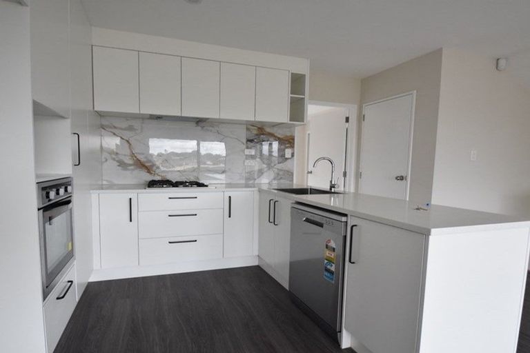 Photo of property in 39c Russell Road, Manurewa, Auckland, 2102