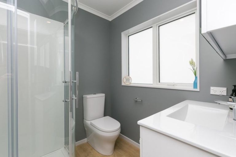 Photo of property in 7 Epic Way, Newlands, Wellington, 6037