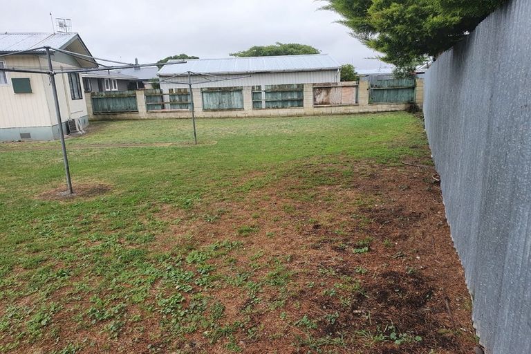 Photo of property in 27 Liverpool Crescent, Flaxmere, Hastings, 4120