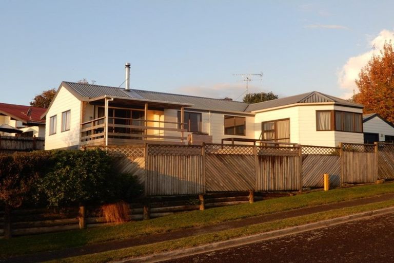 Photo of property in 2 Kitchener Place, Putaruru, 3411