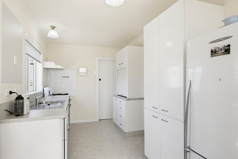 Photo of property in 19 Campbell Street, Karori, Wellington, 6012