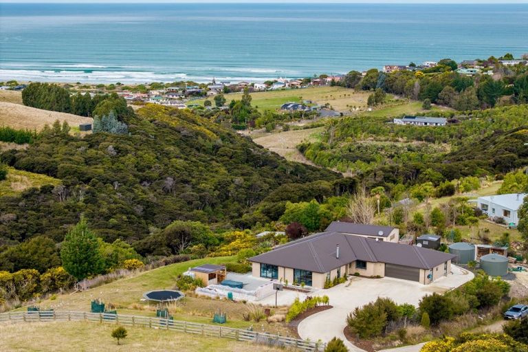 Photo of property in 32 Kayforce Road, Ocean View, Dunedin, 9035