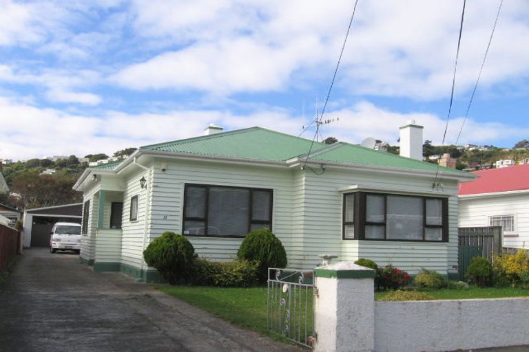 Photo of property in 11 Glamis Avenue, Strathmore Park, Wellington, 6022