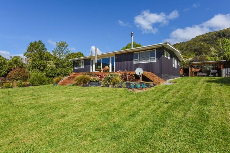 Photo of property in 50 Moenui Road, Havelock, Picton, 7281
