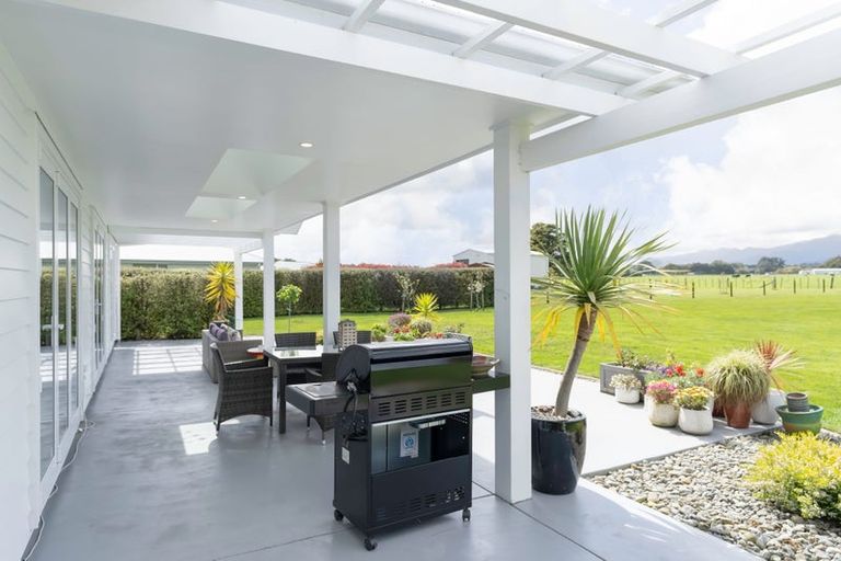 Photo of property in 21 Pinot Crescent, Ohau, Levin, 5570