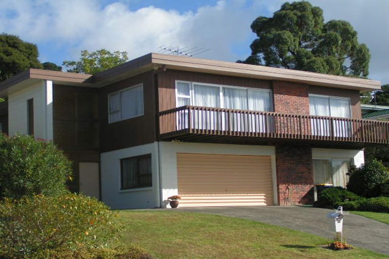 Photo of property in 46 Meadowvale Avenue, Forrest Hill, Auckland, 0620