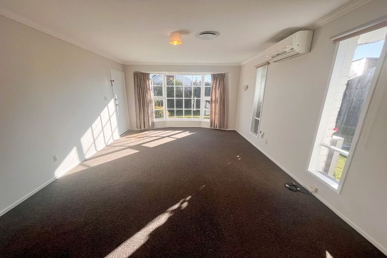 Photo of property in 2/468a Greers Road, Bishopdale, Christchurch, 8053