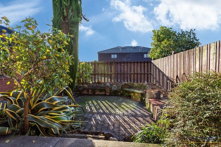 Photo of property in 4/9 Elizabeth Street, Riccarton, Christchurch, 8011