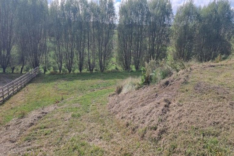 Photo of property in 644 Muhunoa Road West, Ohau, 5570