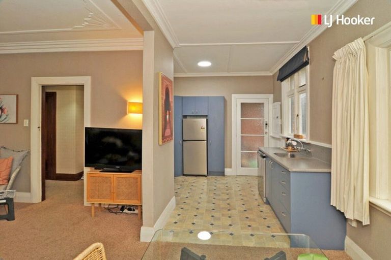 Photo of property in 98 Middleton Road, Kew, Dunedin, 9012