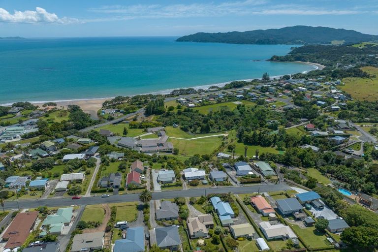 Photo of property in 27a Berghan Road, Coopers Beach, 0420