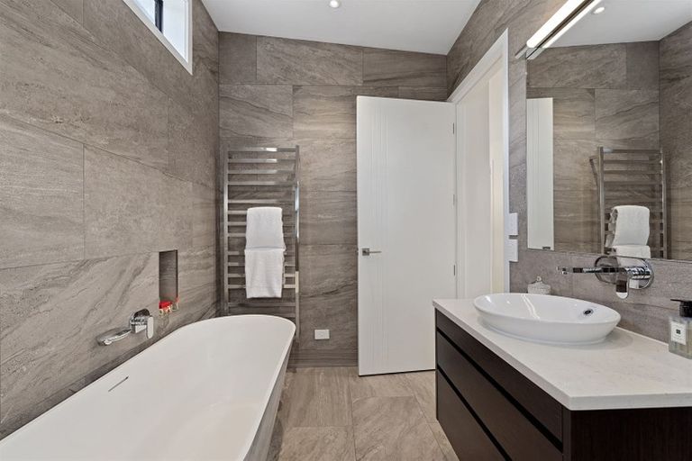 Photo of property in 39a Regent Street, Devonport, Auckland, 0624