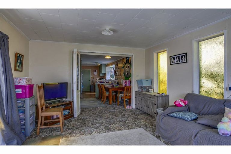 Photo of property in 11 Seddon Street, Temuka, 7920