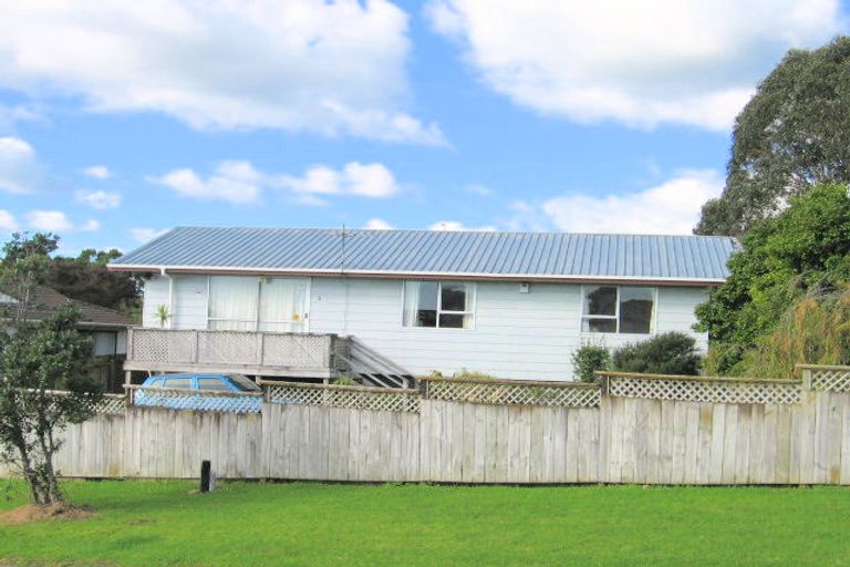 Photo of property in 3 Oreti Place, Clover Park, Auckland, 2019