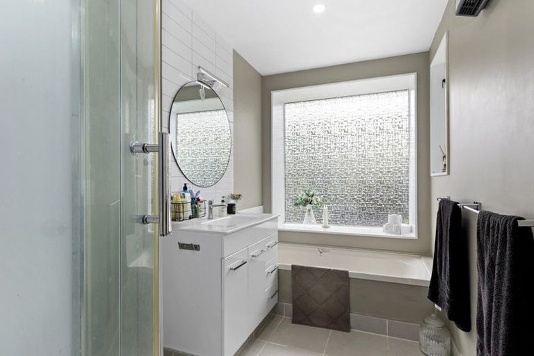 Photo of property in 3/3 Kennedy Grove, Stokes Valley, Lower Hutt, 5019