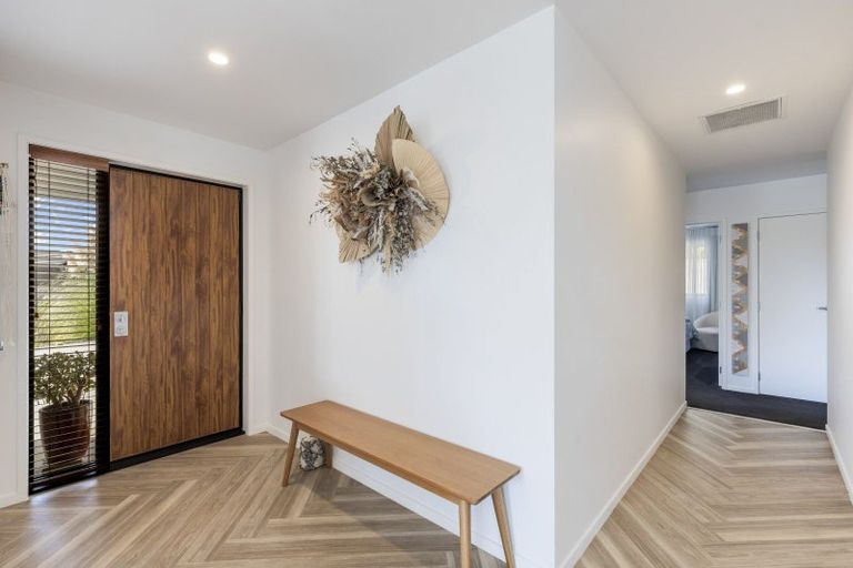 Photo of property in 39 Aratapu Street, Waitara, 4320