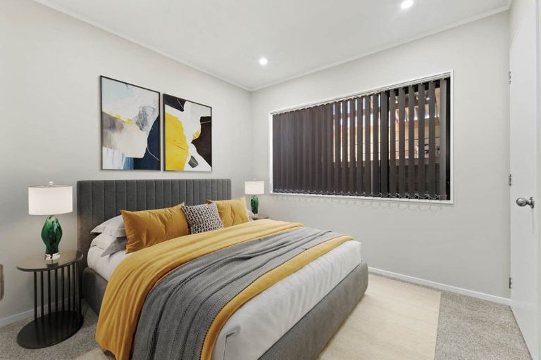 Photo of property in 2 Pantera Way, Hillpark, Auckland, 2102