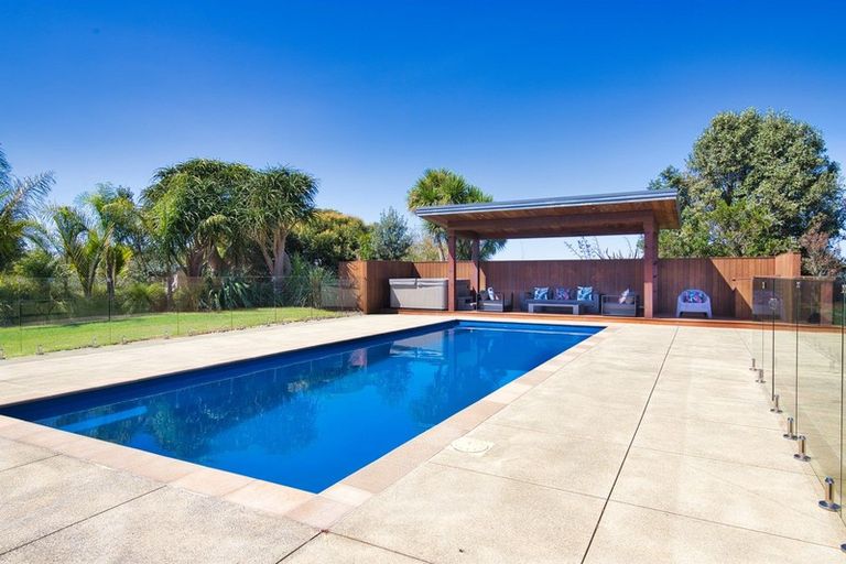 Photo of property in 362a Barrier View Road, Mangawhai, Kaiwaka, 0573