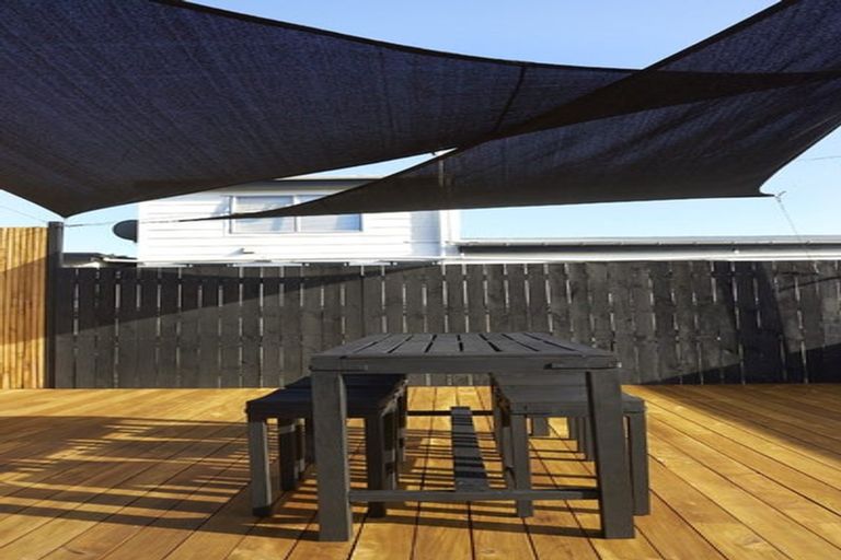 Photo of property in 69 Kauri Road, Stanmore Bay, Whangaparaoa, 0932