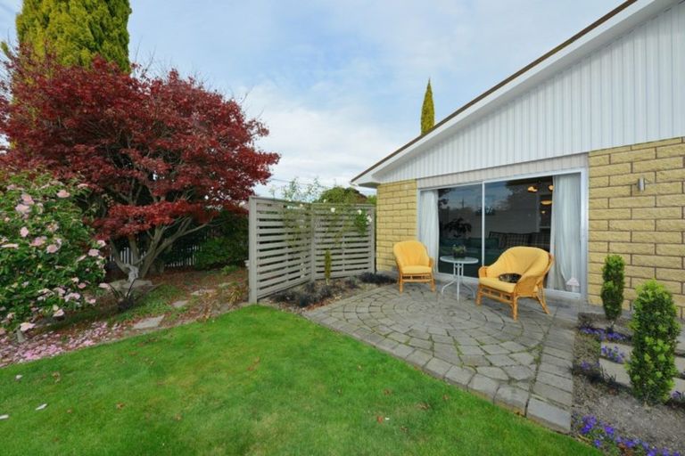 Photo of property in 1/367 Withells Road, Avonhead, Christchurch, 8042