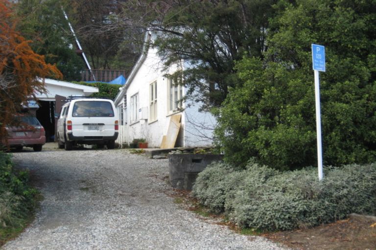 Photo of property in 9 Henry Street, Queenstown, 9300