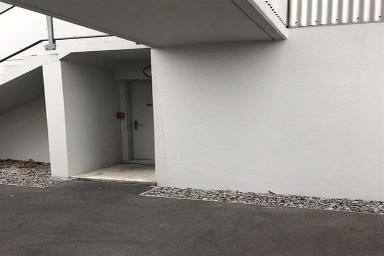 Photo of property in 2/35 Ely Street, Christchurch Central, Christchurch, 8013