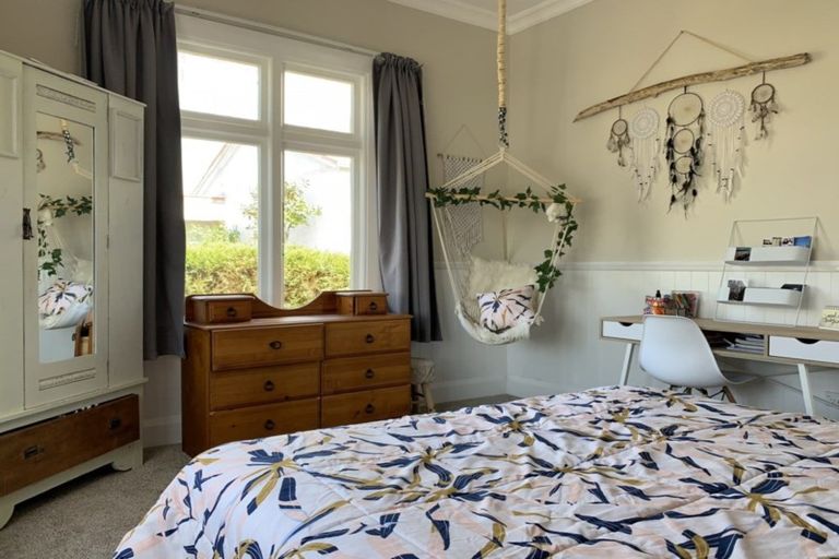 Photo of property in 2 Armstrong Street, Balclutha, 9230