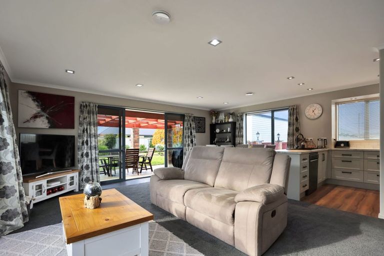 Photo of property in 32 Thomson Street, Tinwald, Ashburton, 7700