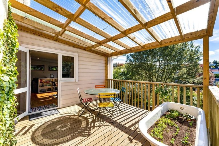Photo of property in 4 Springhill Road, Mornington, Dunedin, 9011