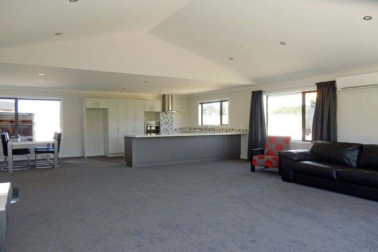 Photo of property in 38 Hollys Lane, Weston, Oamaru, 9401