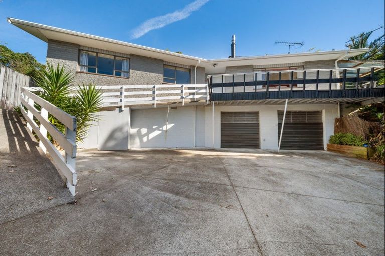 Photo of property in 22 Frankley Road, Westown, New Plymouth, 4310