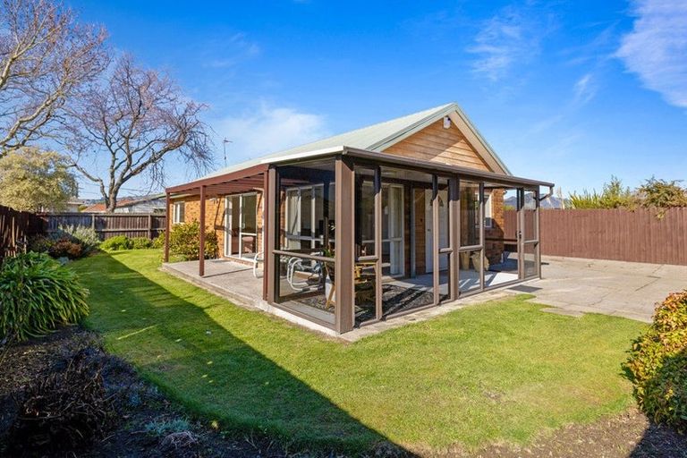 Photo of property in 2/28 Hay Street, Bromley, Christchurch, 8062