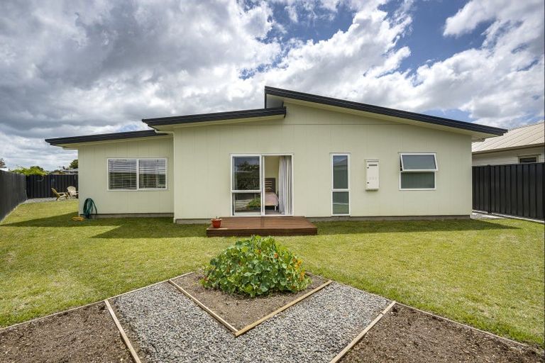 Photo of property in 10 Whariki Crescent, Flaxmere, Hastings, 4120